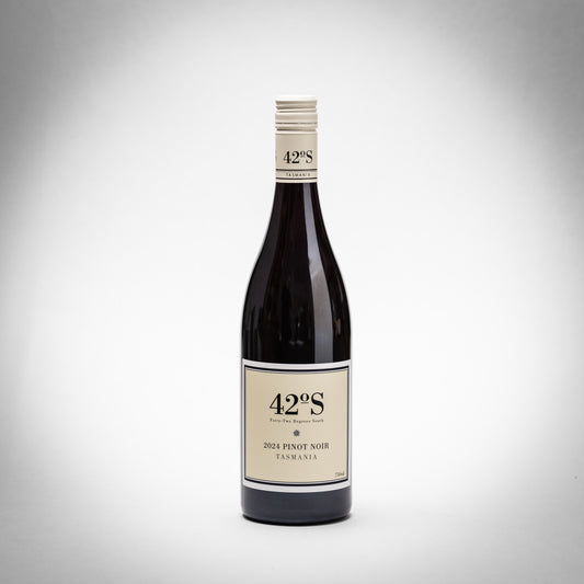 42 Degrees South Pinot Noir